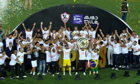 احتفال لاعبي الزمالك بالتتويج بلقب دوري Nile في استاد القاهرة